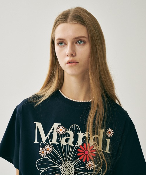Mardi Mercredi(マルディメクルディ)の「TSHIRT FLOWERMARDI BLOSSOM / Tシャツ フラワーマルディ ブロッサム(Tシャツ/カットソー・レディース・ベージュ系その他/ベージュ系その他2/オートミール/ネイビー/クリーム/グレー・FREE)」の12枚目の写真