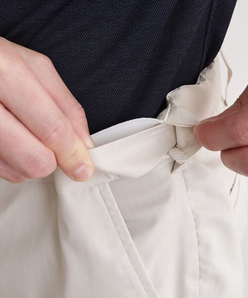 TAKEO KIKUCHI（タケオキクチ）の「COOLMAX（R）サマーへリンボン（スラックス・メンズ・ベージュ/ネイビー/オフホワイト・02/03/04）」の11枚目の写真