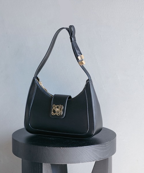 VIS(ビス)の「【180℃美人見え】ハンドルリボンワンショルダーバッグ/新色追加(ショルダーバッグ・レディース・キナリ/ブラック/ブラウン系その他3/キャメル/ピンク・FREE)」の2枚目の写真