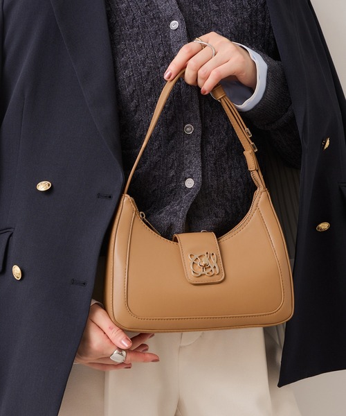 VIS(ビス)の「【180℃美人見え】ハンドルリボンワンショルダーバッグ/新色追加(ショルダーバッグ・レディース・キナリ/ブラック/ブラウン系その他3/キャメル/ピンク・FREE)」の8枚目の写真