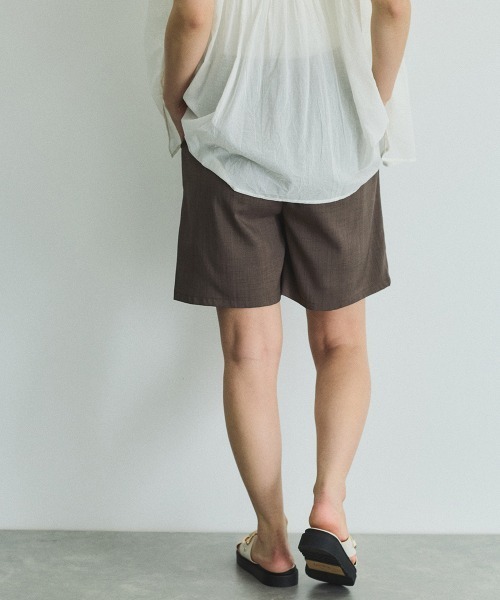 VICKY（ビッキー）の「ヘザーエステルハーフパンツ≪手洗い可能≫（その他パンツ・レディース・ブラック/オフホワイト/ブラウン・M）」の12枚目の写真