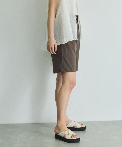 VICKY（ビッキー）の「ヘザーエステルハーフパンツ≪手洗い可能≫（その他パンツ・レディース・ブラック/オフホワイト/ブラウン・M）」の13枚目の写真