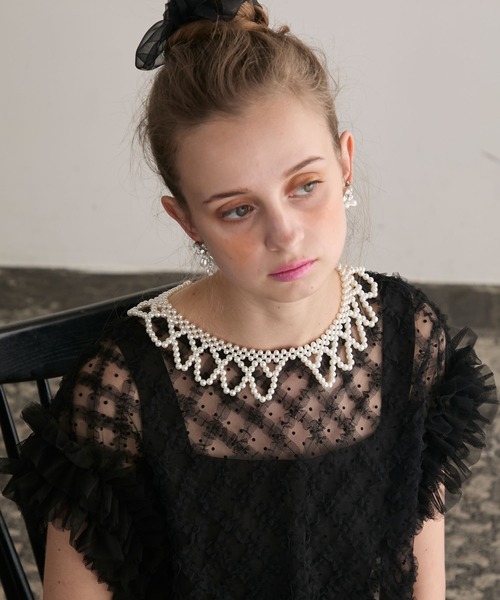 BONLECILL noir(ボンルシールノワール)の「【BONLECILL noir】パールつけ襟ネックレス/チョーカー(ネックレス・レディース・ホワイト系4/ホワイト系3/ホワイト系1/ホワイト系2・FREE)」の2枚目の写真