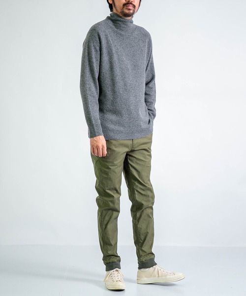 SPELLBOUND（スペルバウンド）の「[ SPELLBOUND / スペルバウンド ] リラクシングチノストレッチ リブイージートラウザー（チノパンツ・メンズ・ベージュ/オリーブ/ブラック・32inch/30inch）」の4枚目の写真