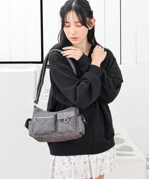 Honeys（ハニーズ）の「アウトポケットバッグ（ショルダーバッグ