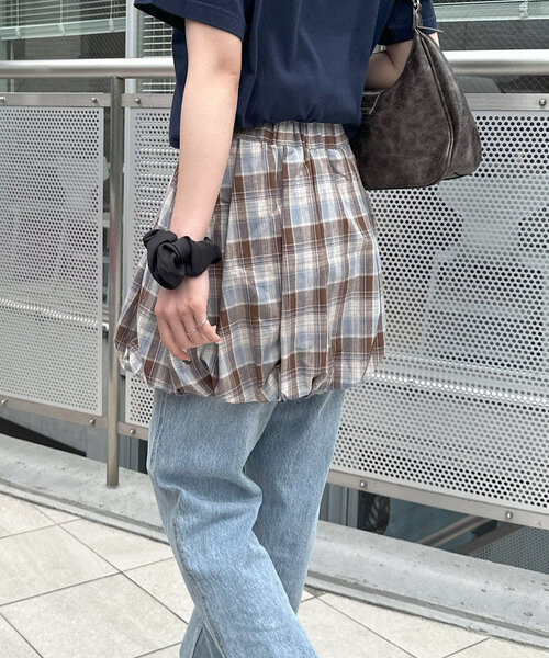 DISCOAT（ディスコート）の「【umm.】チェックバルーンミニスカート（スカート・レディース・ブラウン/キャメル・FREE）」の13枚目の写真