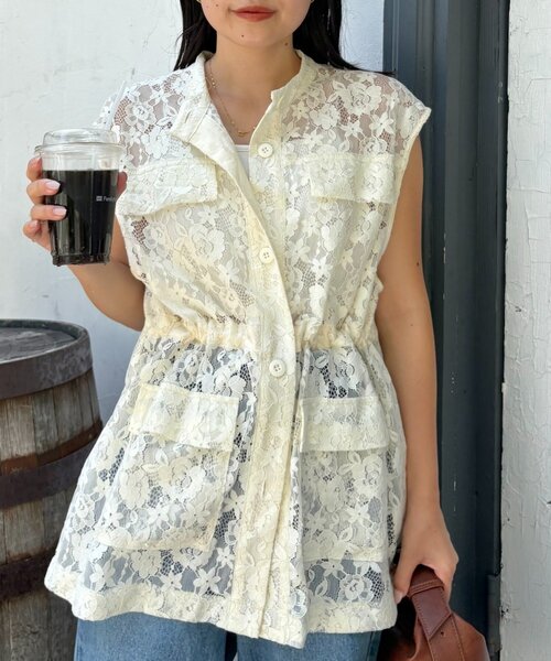 CIAOPANIC TYPY（チャオパニックティピー）の「レースミリタリーベスト（ベスト・レディース・ホワイト/オフホワイト/ブラック・ONE SIZE）」の3枚目の写真