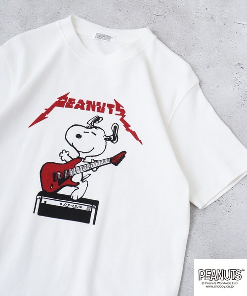 PEANUTS(ピーナッツ)の「PEANUTS プリントTシャツ(Tシャツ/カットソー・メンズ・ブラック/ホワイト系/ブラック系/ホワイト/ブラック系1・S/M/L)」の2枚目の写真