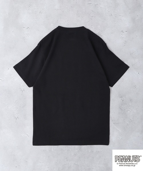 PEANUTS(ピーナッツ)の「PEANUTS プリントTシャツ(Tシャツ/カットソー・メンズ・ブラック/ホワイト系/ブラック系/ホワイト/ブラック系1・S/M/L)」の16枚目の写真