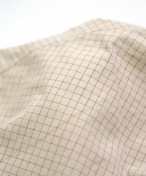 prit（プリット）の「[prit] 強撚グラフチェック ハイネッククレリックプルオーバー（シャツ/ブラウス・レディース・ブラック/アイボリー・FREE）」の6枚目の写真