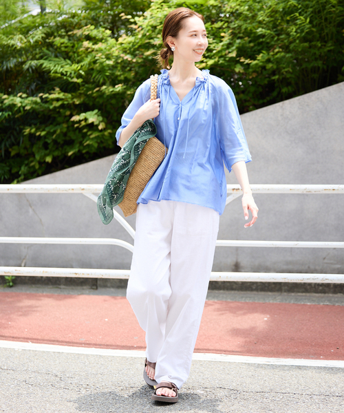 SLOBE IENA（スローブイエナ）の「MOISMONT/モワモン SLOBE別注 スカーフ（バンダナ/スカーフ・レディース・グリーン/ブルー・FREE）」の3枚目の写真