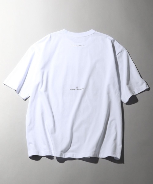 NUMERALS(ヌメラルズ)の「【NUMERALS】フォトプリントTEE 1(Tシャツ/カットソー・メンズ・オフホワイト/ブラック/ブラウン・LARGE/MEDIUM)」の4枚目の写真