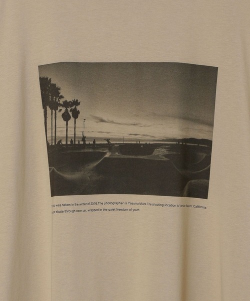 NUMERALS(ヌメラルズ)の「【NUMERALS】フォトプリントTEE 1(Tシャツ/カットソー・メンズ・オフホワイト/ブラック/ブラウン・LARGE/MEDIUM)」の19枚目の写真