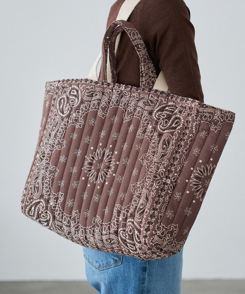 IENA（イエナ）の「MALUS/マリュス BANDANA QUILTING BIG BAG トートバッグ（トートバッグ・レディース・ブラック/ブラウン・FREE）」の11枚目の写真