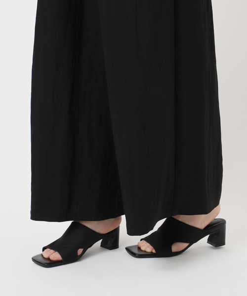 B.C STOCK（ベーセーストック）の「【WEB限定】手洗い可 / ジャンプスーツ（つなぎ/オールインワン・レディース・ベージュ/ブラック・FREE）」の10枚目の写真