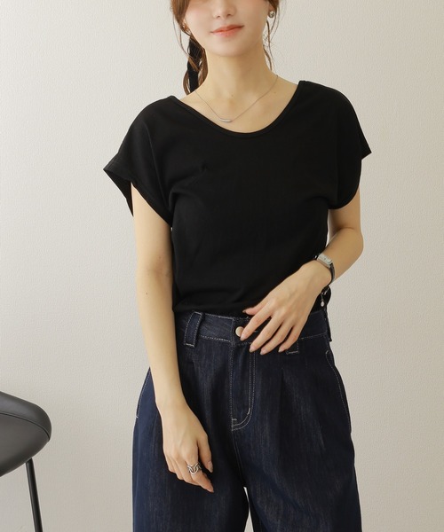 LAULEN(ローレン)の「back open nuance tee /バックオープンニュアンスフレンチスリーブTシャツ(Tシャツ/カットソー・レディース・ブラック/ホワイト・FREE)」の3枚目の写真