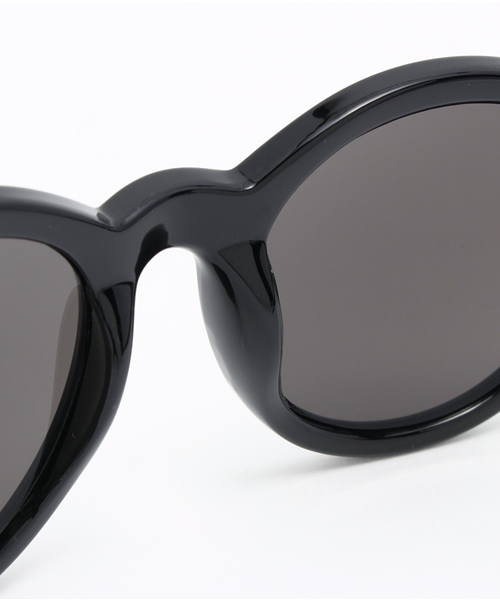 AZUL by moussy（アズールバイマウジー）の「ワイドフレームボストン型サングラス（サングラス・レディース・ブラック/ブラウン系その他・FREE）」の7枚目の写真