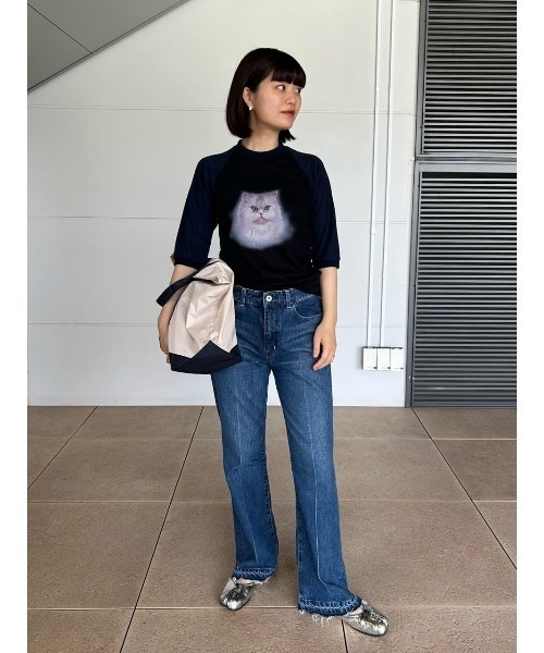 ESTNATION(エストネーション)の「J.B.ATTIRE / CAT Tシャツ《ESTNATION EXCLUSIVE》(Tシャツ/カットソー・レディース・ブラック・FREE)」の3枚目の写真