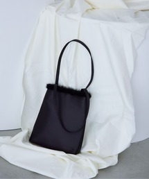 etre loin（エトルワン）の「Fur satin bag（ショルダーバッグ）」