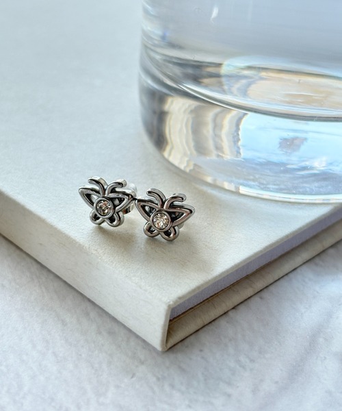 ciite' surgical stainless(シーテサージカルステンレス)の「【 金属アレルギー対応 】ミニビジューバタフライピアス サージカルステンレス(両耳用)(ピアス(両耳用)・レディース・ゴールド/シルバー・FREE)」の17枚目の写真