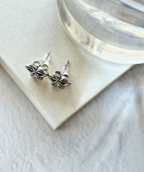 ciite' surgical stainless(シーテサージカルステンレス)の「【 金属アレルギー対応 】ミニビジューバタフライピアス サージカルステンレス(両耳用)(ピアス(両耳用)・レディース・ゴールド/シルバー・FREE)」の18枚目の写真