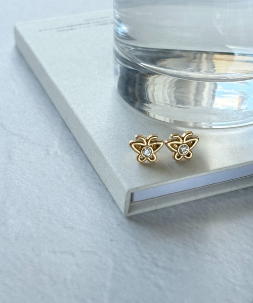 ciite' surgical stainless(シーテサージカルステンレス)の「【 金属アレルギー対応 】ミニビジューバタフライピアス サージカルステンレス(両耳用)(ピアス(両耳用)・レディース・ゴールド/シルバー・FREE)」の14枚目の写真