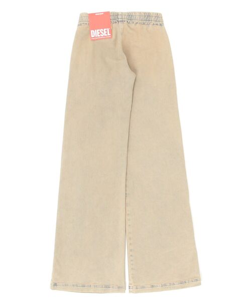 DIESEL(ディーゼル)の「ウィメンズ デニムパンツ ジョグジーンズ 2078 D-AINTY JOGG(デニムパンツ・レディース・ライトブラウン・25inch/23inch/27inch)」の3枚目の写真