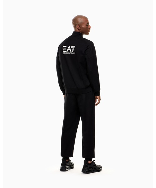 EMPORIO ARMANI EA7（エンポリオアルマーニイーエーセブン）の