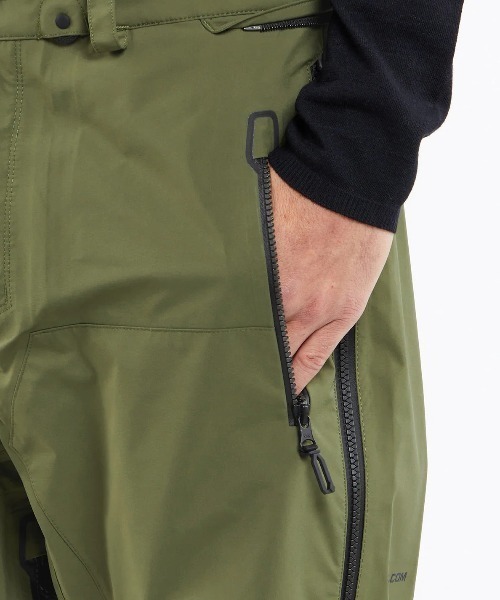 VOLCOM（ボルコム）の「【VOLCOM/ボルコム】 Mens Guide Gore-Tex Pants /ゴアテックススキースノーボードパンツ（その他パンツ・メンズ・ゴールド/アーミー/ブラック・XX-LARGE/X-LARGE/LARGE/MEDIUM）」の16枚目の写真