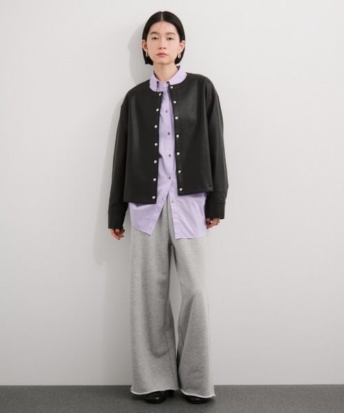 le cercle ADAM ET ROPE'(ルセルクルアダムエロペ)の「シンセティックレザーブルゾン/セットアップ対応(ブルゾン・レディース・キナリ/ダークブラウン/ブラック・FREE)」の5枚目の写真