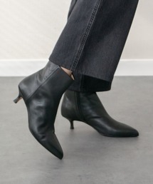 未使用級♡ファビオルスコーニ 光沢レザーポインテッドトゥアンクルブーツ ショート FABIO RUSCONI（ファビオルスコーニ） ショートブーツ サイドゴア