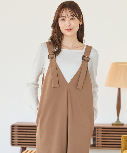 Honeys(ハニーズ)の「【しなやかニット・ヒアルロン酸加工】ヒアルロンスクエアネック(ニット/セーター・レディース・ブラック/ピンク系その他/ホワイト×ブラック/アイボリー/グレイッシュブルー/イエロー/ネイビー/ベージュ・S/M/LL/L)」の2枚目の写真