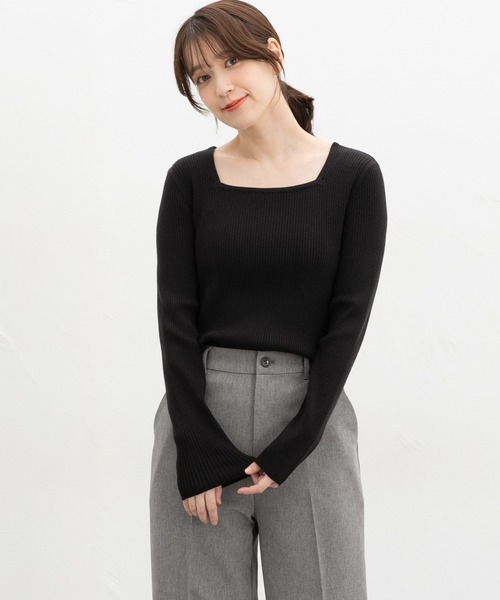 Honeys(ハニーズ)の「【しなやかニット・ヒアルロン酸加工】ヒアルロンスクエアネック(ニット/セーター・レディース・ブラック/ピンク系その他/ホワイト×ブラック/アイボリー/グレイッシュブルー/イエロー/ネイビー/ベージュ・S/M/LL/L)」の4枚目の写真