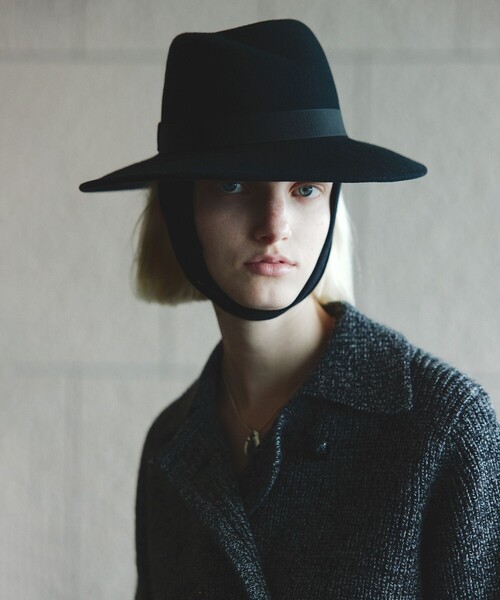 allureville（アルアバイル）の「片畦ニットジャケット（テーラードジャケット・レディース・オフホワイト/グレー系その他/レッド・2）」の13枚目の写真