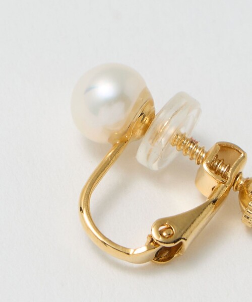 Causerie（コズリ）の「＜Causerie＞淡水パール イヤリング（イヤリング・レディース・オフホワイト・FREE）」の5枚目の写真