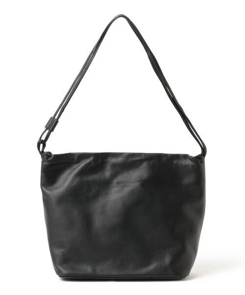 Demi-Luxe BEAMS（デミルクス ビームス）の「ソフトレザー 2WAY バッグ（ショルダーバッグ・レディース・ブラック/ワイン・ONE SIZE）」の4枚目の写真