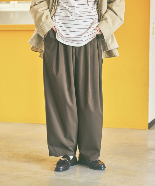 studio CLIP（スタディオクリップ）の「《days》タックトラウザーパンツ[プチ・プラスサイズあり]（その他パンツ・レディース・ブラック/ブラウン/チャコール・LARGE/PF/ﾌﾘｰ(L)/MEDIUM）」の3枚目の写真