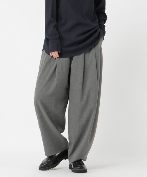 studio CLIP（スタディオクリップ）の「《days》タックトラウザーパンツ[プチ・プラスサイズあり]（その他パンツ・レディース・ブラック/ブラウン/チャコール・LARGE/PF/ﾌﾘｰ(L)/MEDIUM）」の13枚目の写真