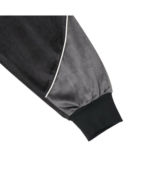 PUMA(プーマ)の「PUMA プーマ メンズ CORE HERITAGE ベロア ジャケット(ジャージ・メンズ・ブラック/ダークグレー/ネイビー・X-LARGE/XX-LARGE/SMALL/LARGE/MEDIUM)」の14枚目の写真