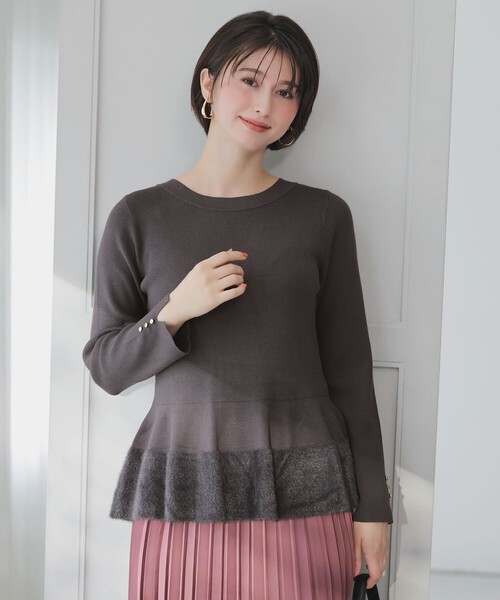 ANY SIS（エニィスィス）の「ペプラムフェザー ニット（ニット/セーター・レディース・スカイブルー系/ベージュ系/グレー系・MEDIUM）」の2枚目の写真