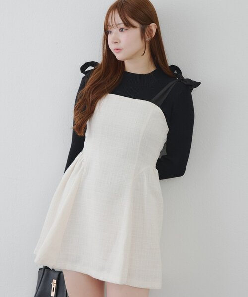 continuer de NICE CLAUP（コンティニューデナイスクラップ）の「【Tweed Collection】肩リボンミニジャンスカ（ワンピース・レディース・アイボリー/ブラック/ホワイト系その他/ホワイト/ブラック系その他・FREE）」の4枚目の写真