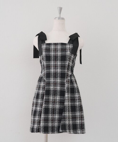continuer de NICE CLAUP（コンティニューデナイスクラップ）の「【Tweed Collection】肩リボンミニジャンスカ（ワンピース・レディース・アイボリー/ブラック/ホワイト系その他/ホワイト/ブラック系その他・FREE）」の7枚目の写真