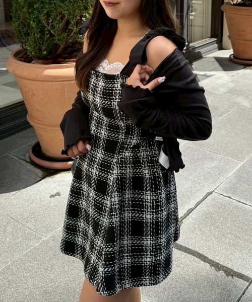 continuer de NICE CLAUP（コンティニューデナイスクラップ）の「【Tweed Collection】肩リボンミニジャンスカ（ワンピース・レディース・アイボリー/ブラック/ホワイト系その他/ホワイト/ブラック系その他・FREE）」の18枚目の写真