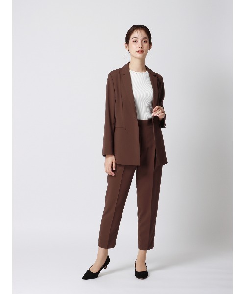 SUIT SQUARE（スーツスクエア）の「ジャケット ウォッシャブル ストレッチ 撥水 UVカット 防シワ（スーツジャケット・レディース・ブラウン系/ネイビー系・36(7号)/38(9号)/40(11号)）」の17枚目の写真