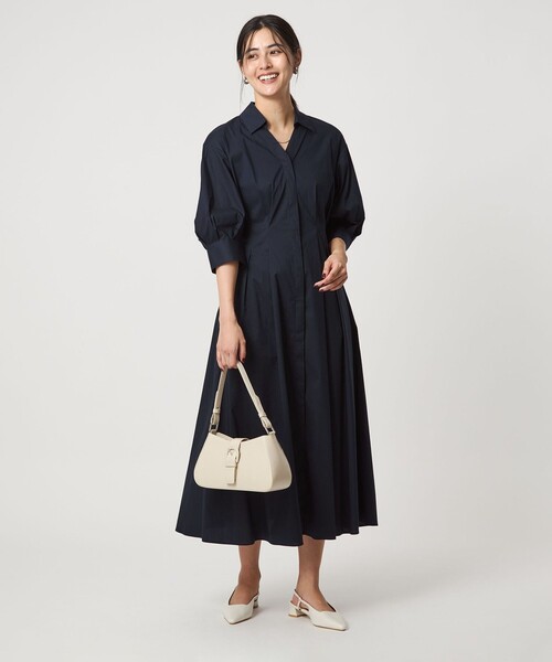green label relaxing（グリーンレーベルリラクシング）の「シャツ襟 フィット＆フレア タックスリーブ ワンピース（シャツワンピース・レディース・ダークブラウン/ネイビー・FREE）」の2枚目の写真