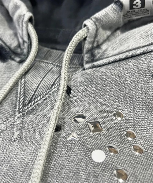Maison MIHARA YASUHIRO（メゾンミハラヤスヒロ）の「【MIHARAYASUHIRO/ミハラヤスヒロ】EMBELLISHED BLEACHED HOODIE（パーカー・メンズ・グレー/ブラック・48/46）」の11枚目の写真