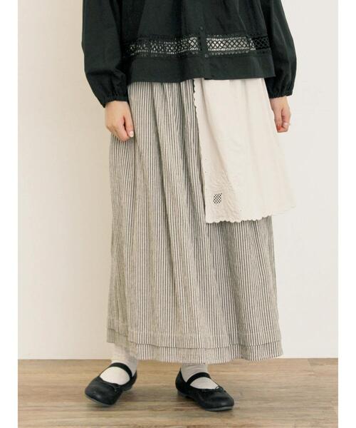 Samansa Mos2（サマンサ モスモス）の「刺繍クロス付きスカート（スカート・レディース・ブルー/チャコールグレー/ブラック/ベージュ・F）」の5枚目の写真