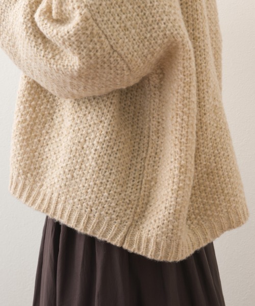 OMNES（オムネス）の「ローゲージジャガードドロップショルダーボレロニットカーディガン（ニット/セーター・レディース・グレイッシュベージュ/ピンク/ベージュ/グレー・FREE）」の9枚目の写真