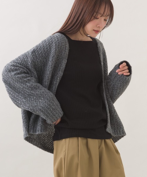 OMNES（オムネス）の「ローゲージジャガードドロップショルダーボレロニットカーディガン（ニット/セーター・レディース・グレイッシュベージュ/ピンク/ベージュ/グレー・FREE）」の13枚目の写真