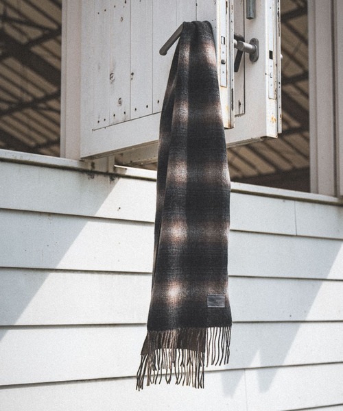 niko and...（ニコアンド）の「ダブルフェイスウールマフラー（マフラー・メンズ・ブラック/アイボリー/ネイビー/レッド/ブラウン・FREE）」の8枚目の写真